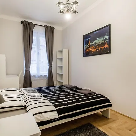 Hr45 Grandissimo 3-bedroom 2-bathroom * ブダペスト