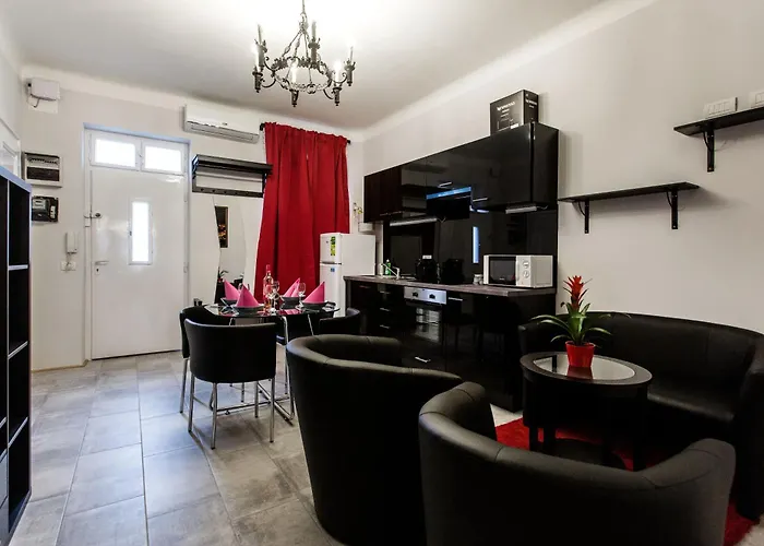 Hr45 Grandissimo 3-bedroom 2-bathroom