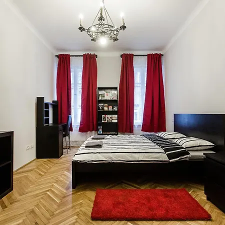 Hr45 Grandissimo 3-bedroom 2-bathroom Apartment